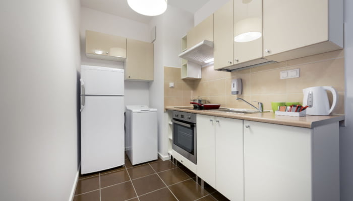 White-small-kitchen-interior-design-many-storage